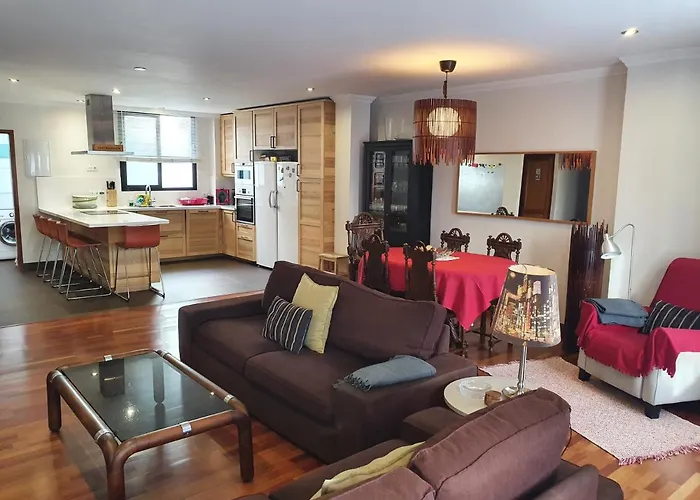 Alcaravaneras Home